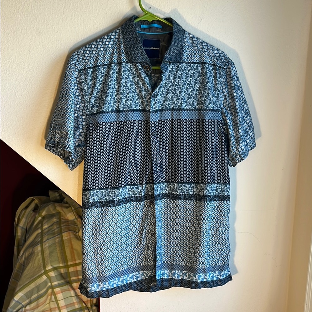 Tommy Bahama Cotton/Silk Blue Patterned Shirt sleeve button detail S/P